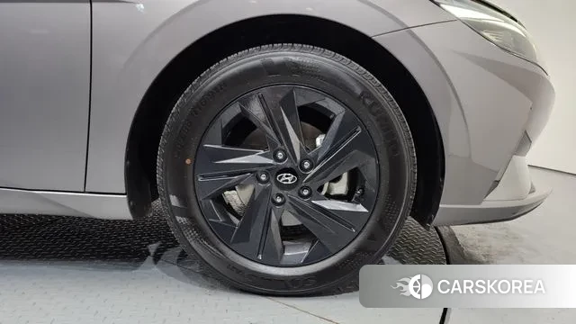 Hyundai Avante Hybrid (CN7) id 3707777 из Кореи 15