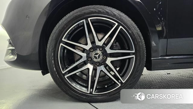 Mercedes-Benz V-Class id 4731763 из Кореи 27