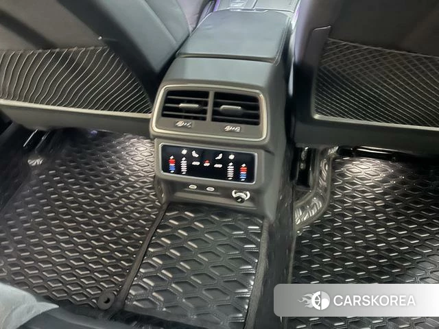 Audi A6L id 4313505 из Китая 15
