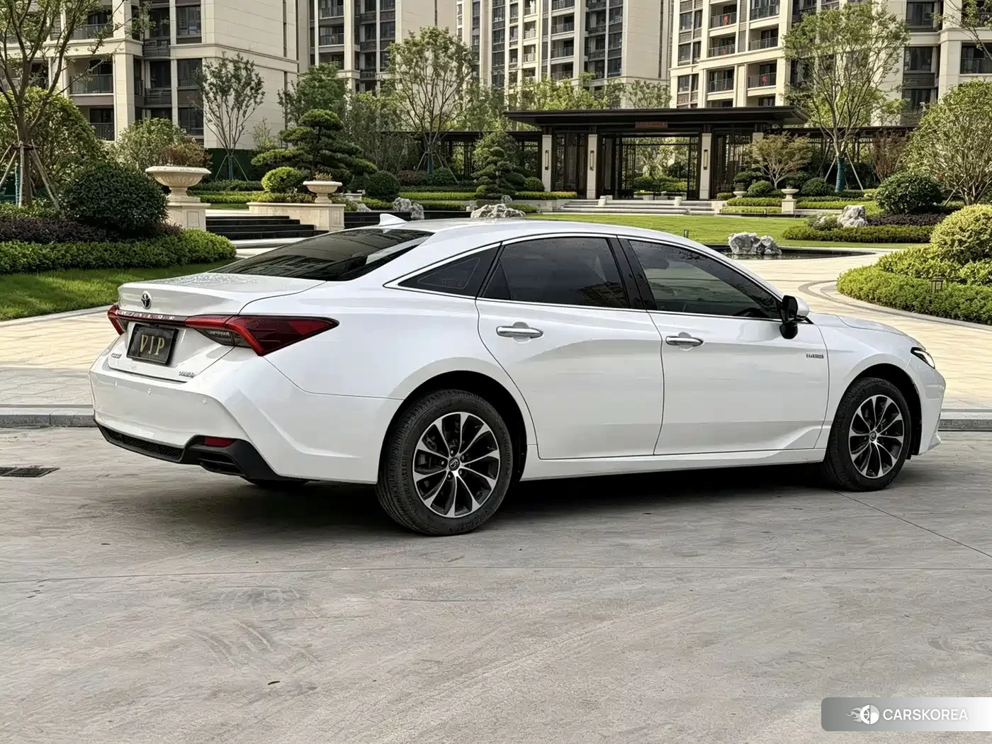 Toyota Avalon 2024 Белый из Китая, фото 5