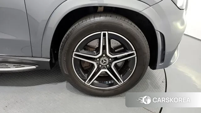 Mercedes-Benz GLE-Class W167 id 3144439 из Кореи 15