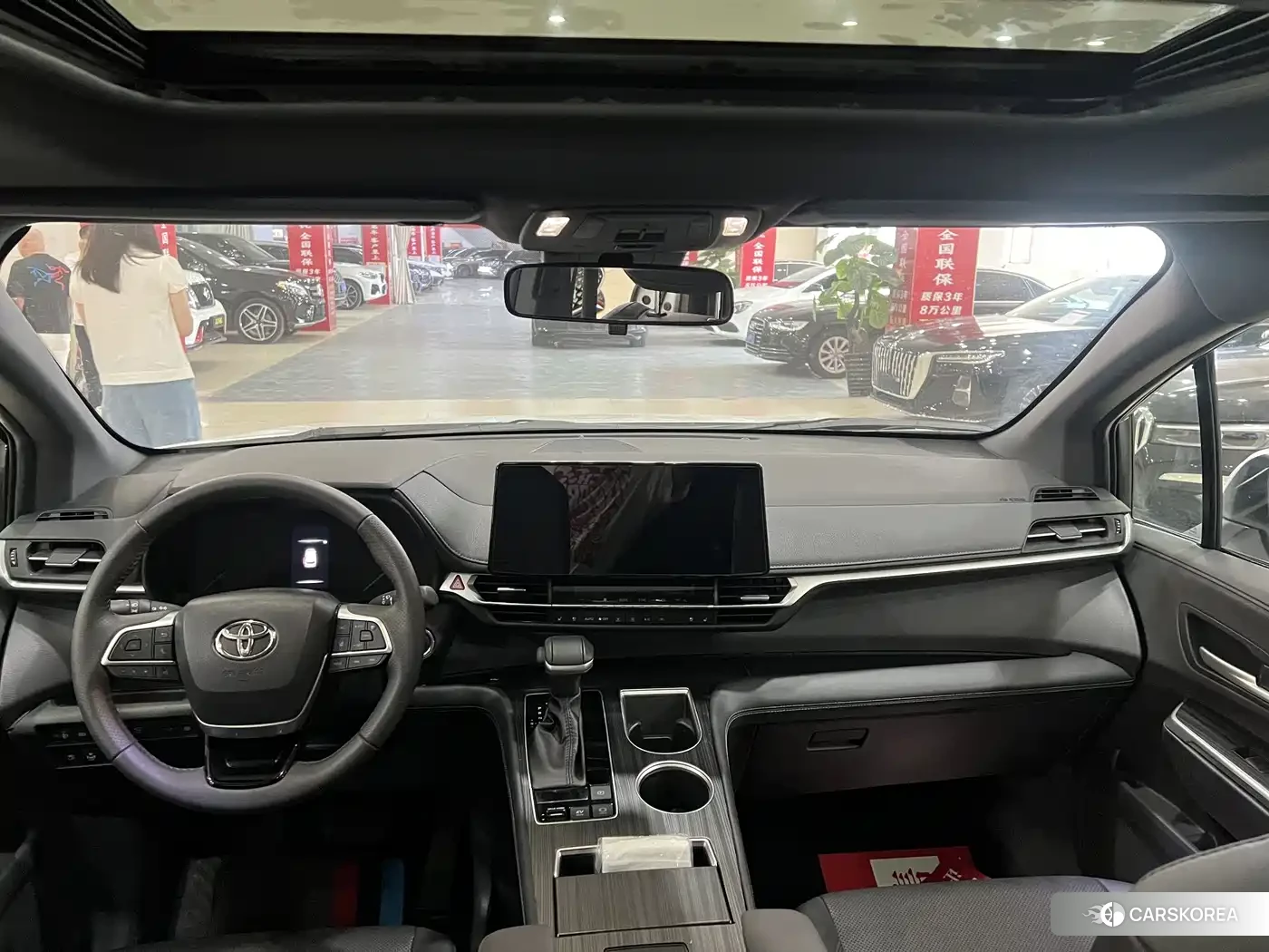 Toyota Sienna 2025 Белый из Китая, фото 5