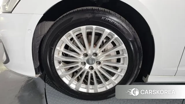 Audi A6 (C8) id 3258999 из Кореи 15