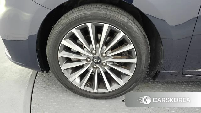 Kia Come New K7 id 3886581 из Кореи 15