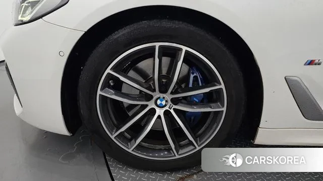 BMW 5 Series (G30) id 3033059 из Кореи 15