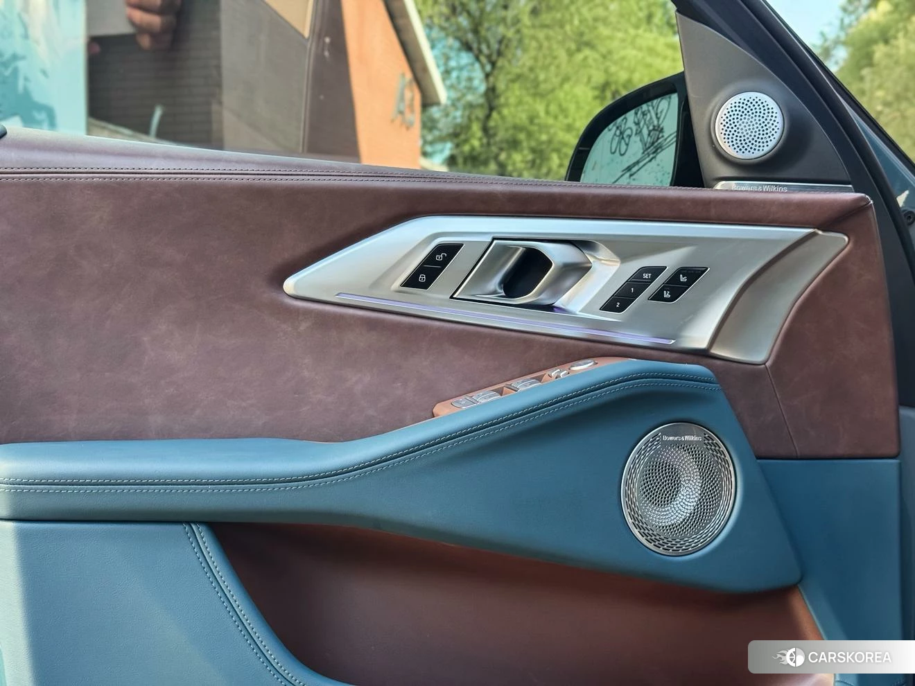 BMW XM id 4512684 из Китая 17
