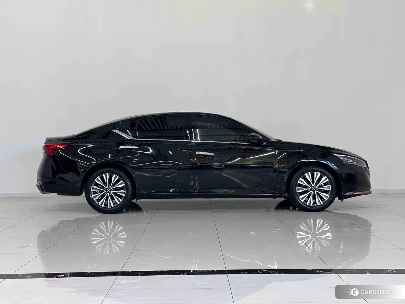 Nissan Altima 2025 Черный из Китая, фото 5