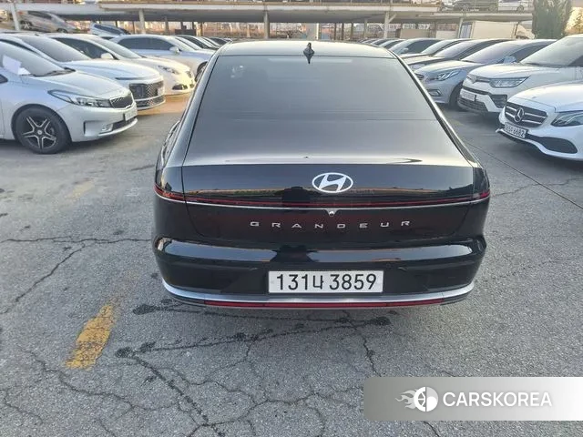 Hyundai Grandeur (GN7) id 3596600 из Кореи 15