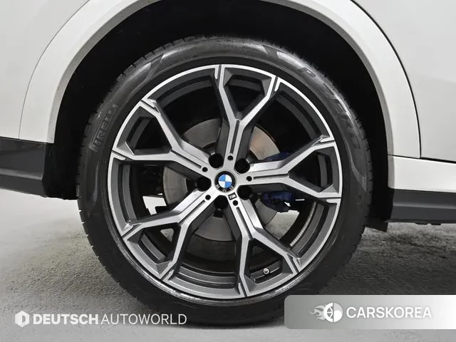 BMW X6 (G06) 2023 Белый из Кореи, фото 5