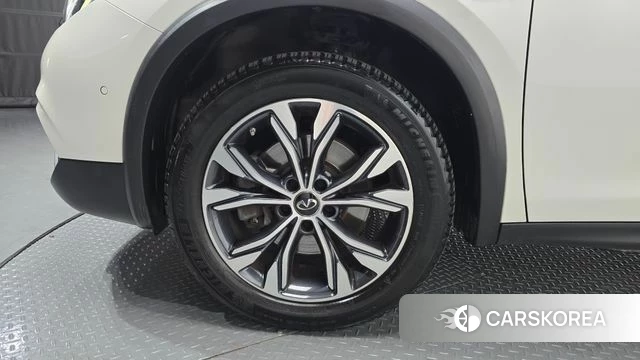 Infiniti QX30 id 4331457 из Кореи 15