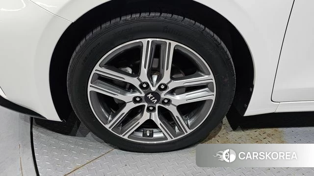 Kia Come New K3 id 3955223 из Кореи 15