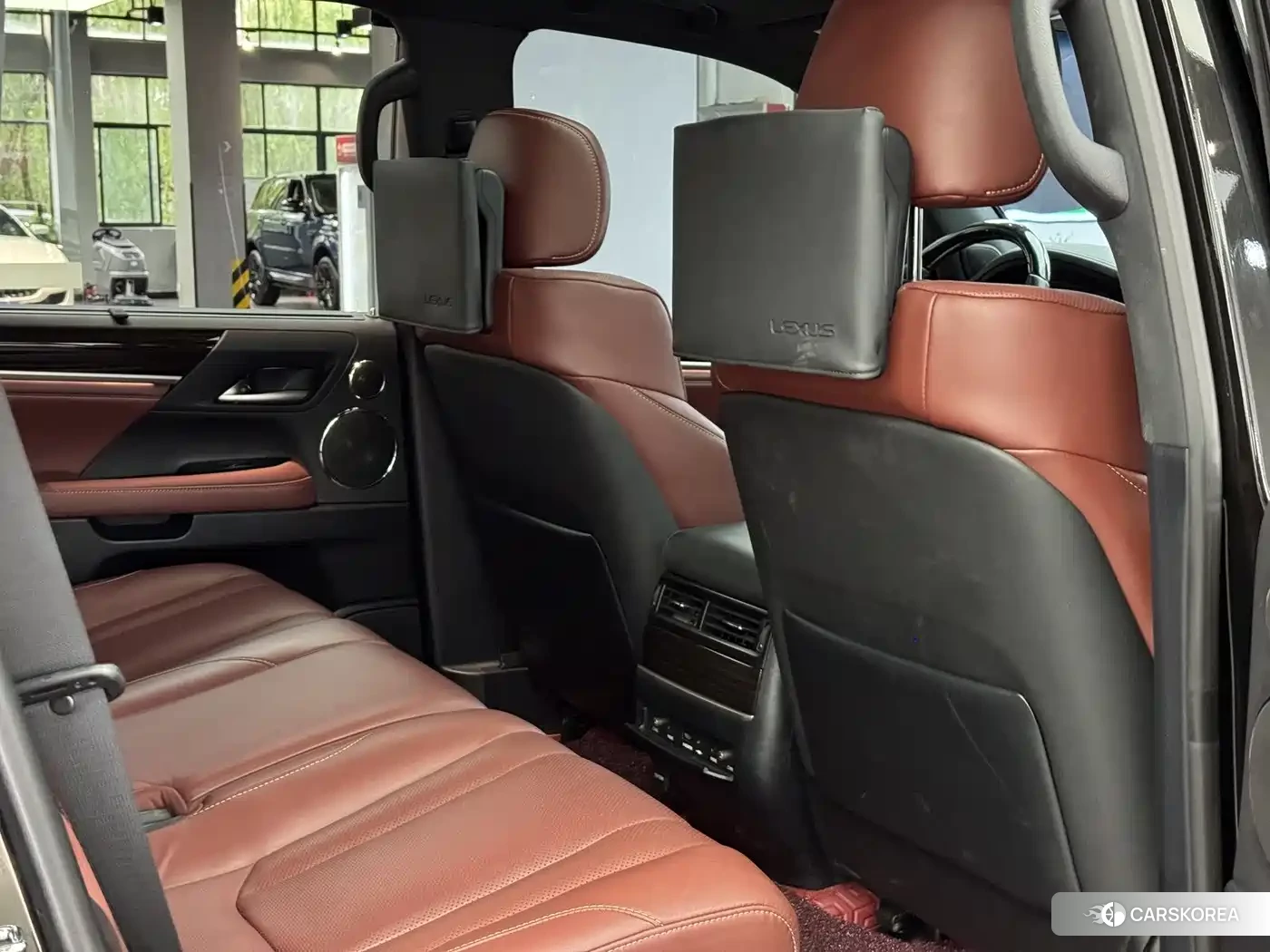 Lexus LX id 4622682 из Китая 12