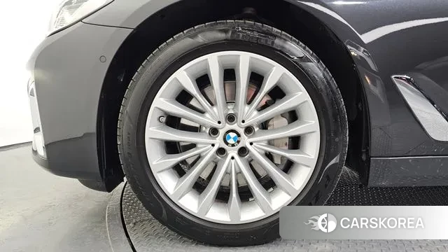 BMW 5 Series (G30) id 3747487 из Кореи 15