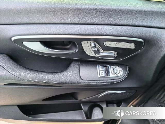 Mercedes-Benz V-class id 4313874 из Китая 12