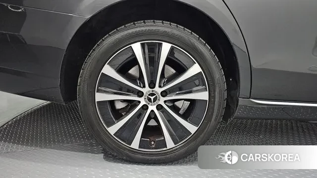 Mercedes-Benz E-Class W213 id 3378998 из Кореи 15