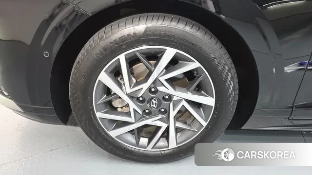 Hyundai Grandeur (GN7) id 3426129 из Кореи 15