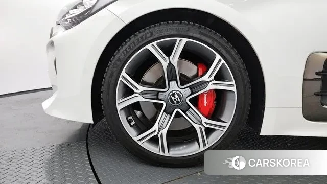 Kia Stinger id 3024778 из Кореи 15