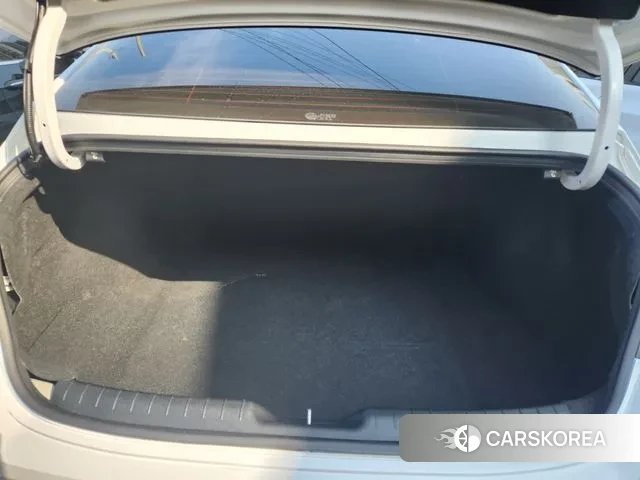 Hyundai Avante (CN7) id 3713401 из Кореи 8