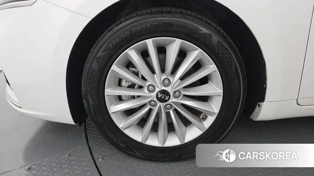Kia Come New K7 id 4647755 из Кореи 15