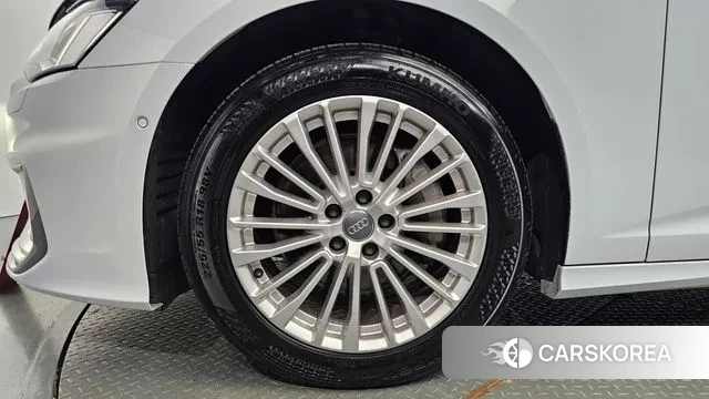 Audi A6 (C8) id 3044754 из Кореи 15