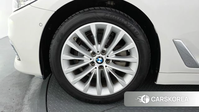 BMW 5 Series (G30) id 4384803 из Кореи 29