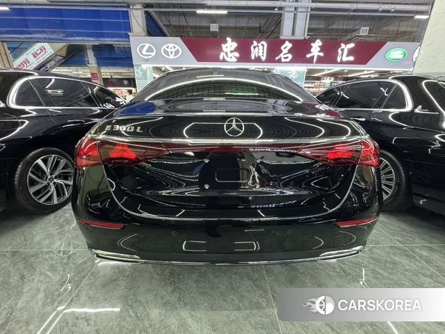 Mercedes-Benz E-class 2024 Черный из Китая, фото 5