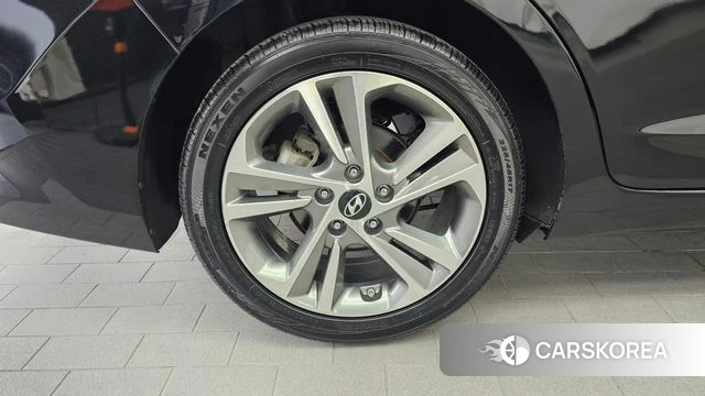 Hyundai Avante AD id 4508661 из Кореи 15