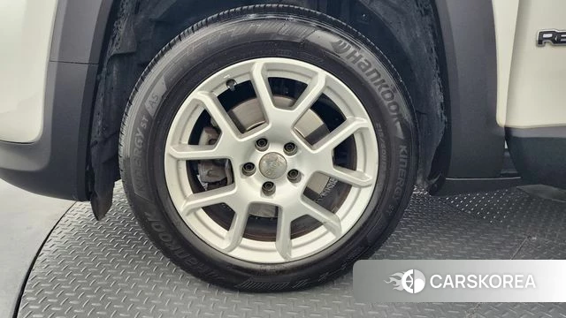 Jeep Renegade id 4464626 из Кореи 30