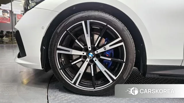 BMW 5 Series (G60) id 3605510 из Кореи 15