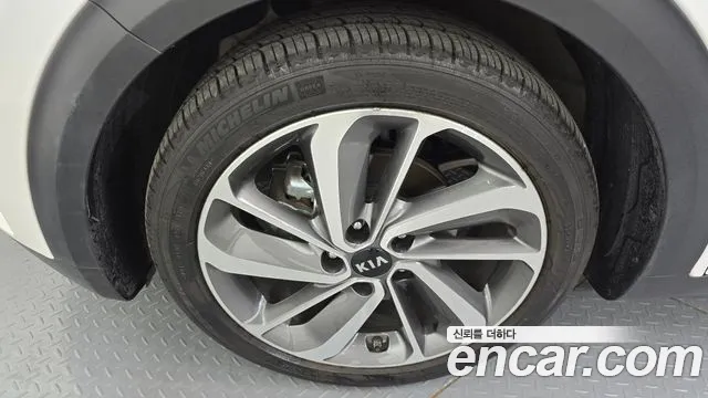 Kia Niro id 2700842 из Кореи 15