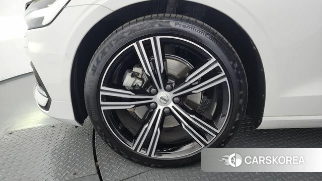 Volvo S60 3rd generation id 4202912 из Кореи 30