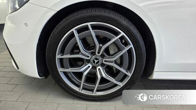 Mercedes-Benz E-Class W213 id 4769018 из Кореи 30