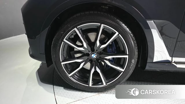 BMW X7 (G07) id 4324371 из Кореи 26