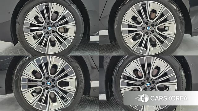 BMW 7 Series (G70) id 4395351 из Кореи 15