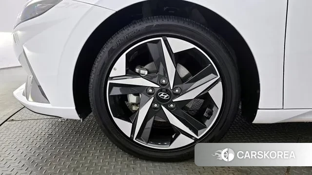 Hyundai Avante (CN7) id 3406640 из Кореи 15