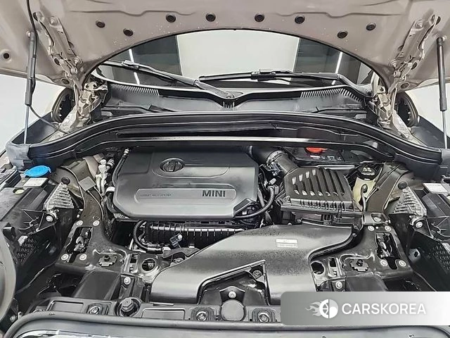 Mini Cooper Countryman 2023 Песочный из Кореи, фото 5