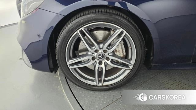 Mercedes-Benz E-Class W213 id 4447517 из Кореи 28