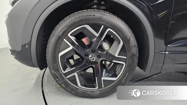 Volkswagen Touareg 3rd generation id 3467040 из Кореи 15