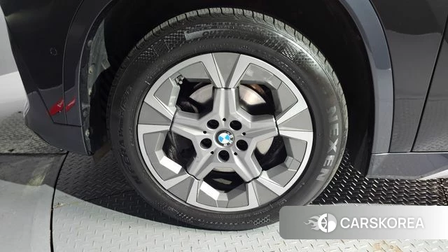 BMW X1 (U11) id 3786509 из Кореи 15