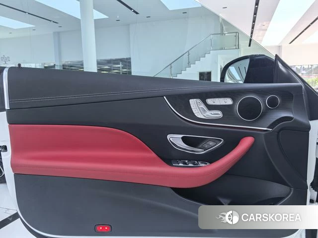 Mercedes-Benz E-class (imported) id 3983307 из Китая 9