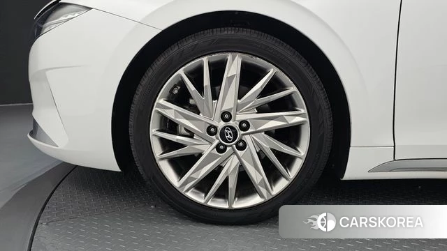 Hyundai The New Grandeur IG id 4632640 из Кореи 32