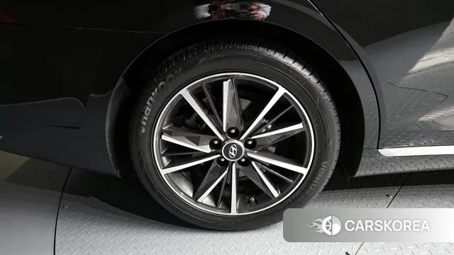 Hyundai The New Grandeur IG id 3764690 из Кореи 15