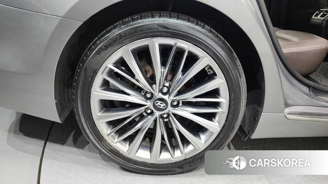 Hyundai Grandeur IG id 3966490 из Кореи 15