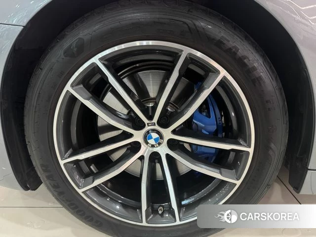 BMW 5 Series (G30) id 4540844 из Кореи 12