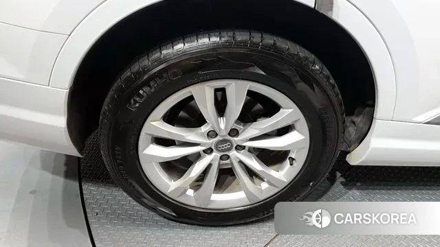 Audi Q7 (4M) id 3464512 из Кореи 14