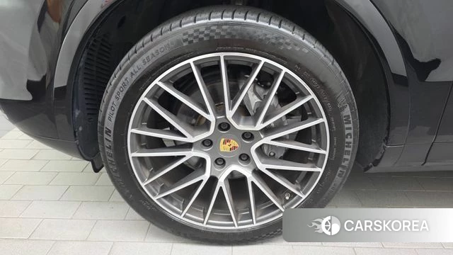 Porsche Cayenne (PO536) id 4632908 из Кореи 26