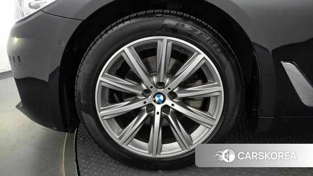 BMW 5 Series (G30) id 4944216 из Кореи 15