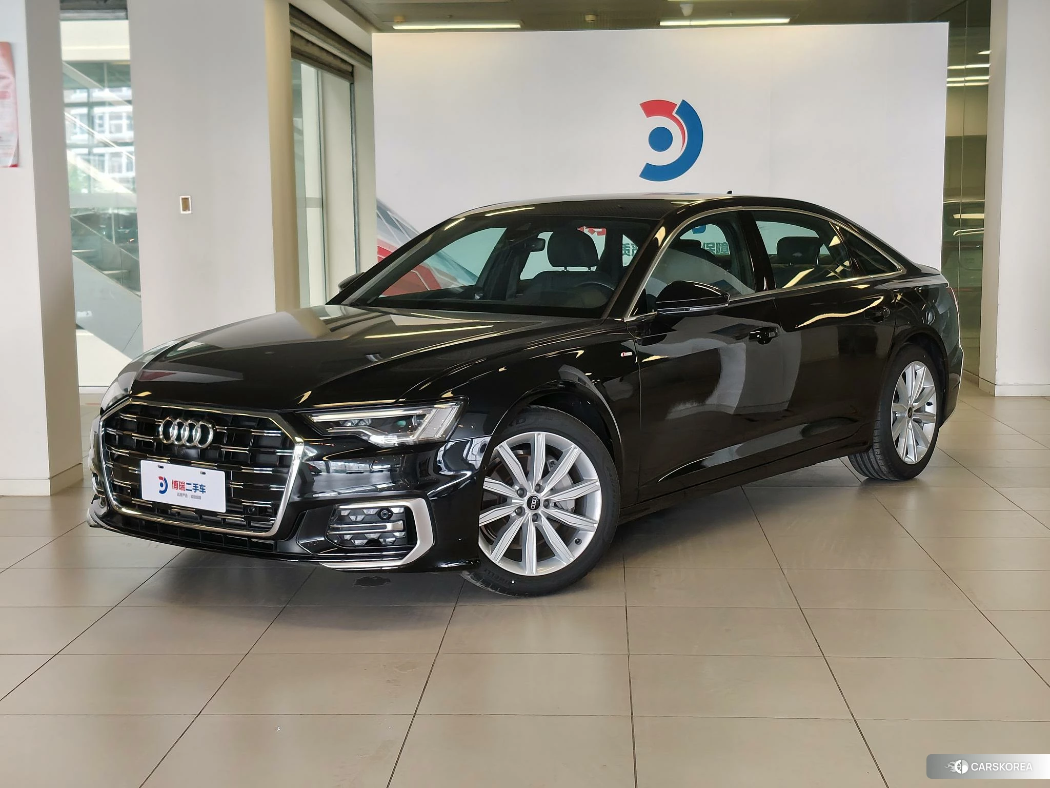 Audi A6L id 4498551 из Китая 31