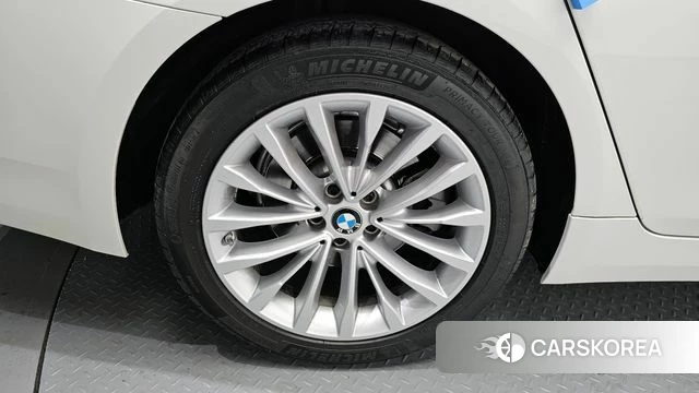 BMW 5 Series (G30) id 4402583 из Кореи 25