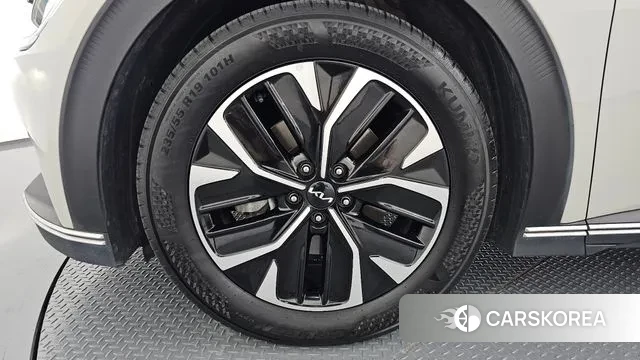 Kia EV6 id 3301036 из Кореи 15